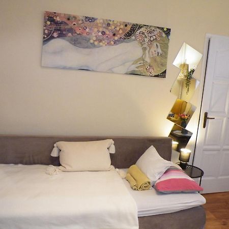 Heart Of Pecs Apartman Free Parking Rom bilde