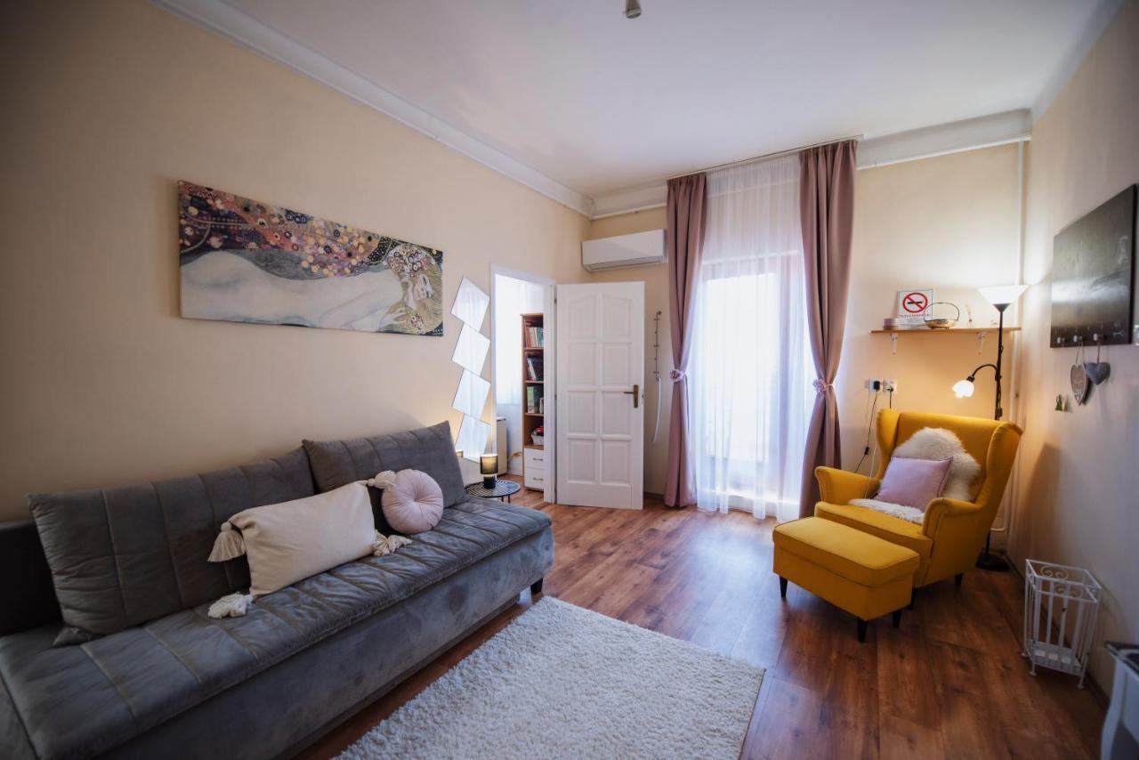 Heart Of Pecs Apartman Free Parking Eksteriør bilde