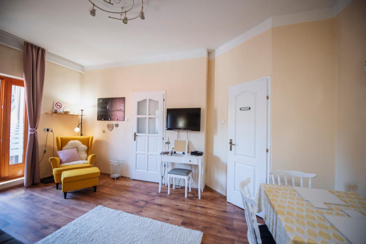 Heart Of Pecs Apartman Free Parking Eksteriør bilde